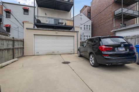2117 West Belmont Avenue Chicago IL 60618