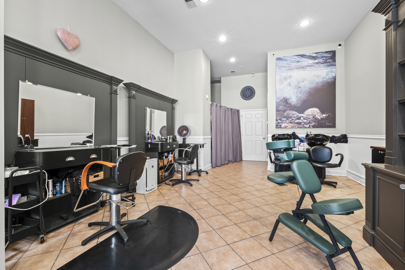 2117 West Belmont Avenue Chicago IL 60618