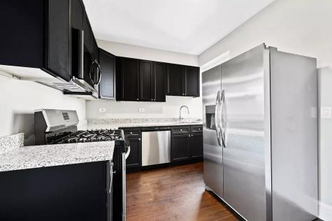 6837 South Clyde Avenue Chicago IL 60649