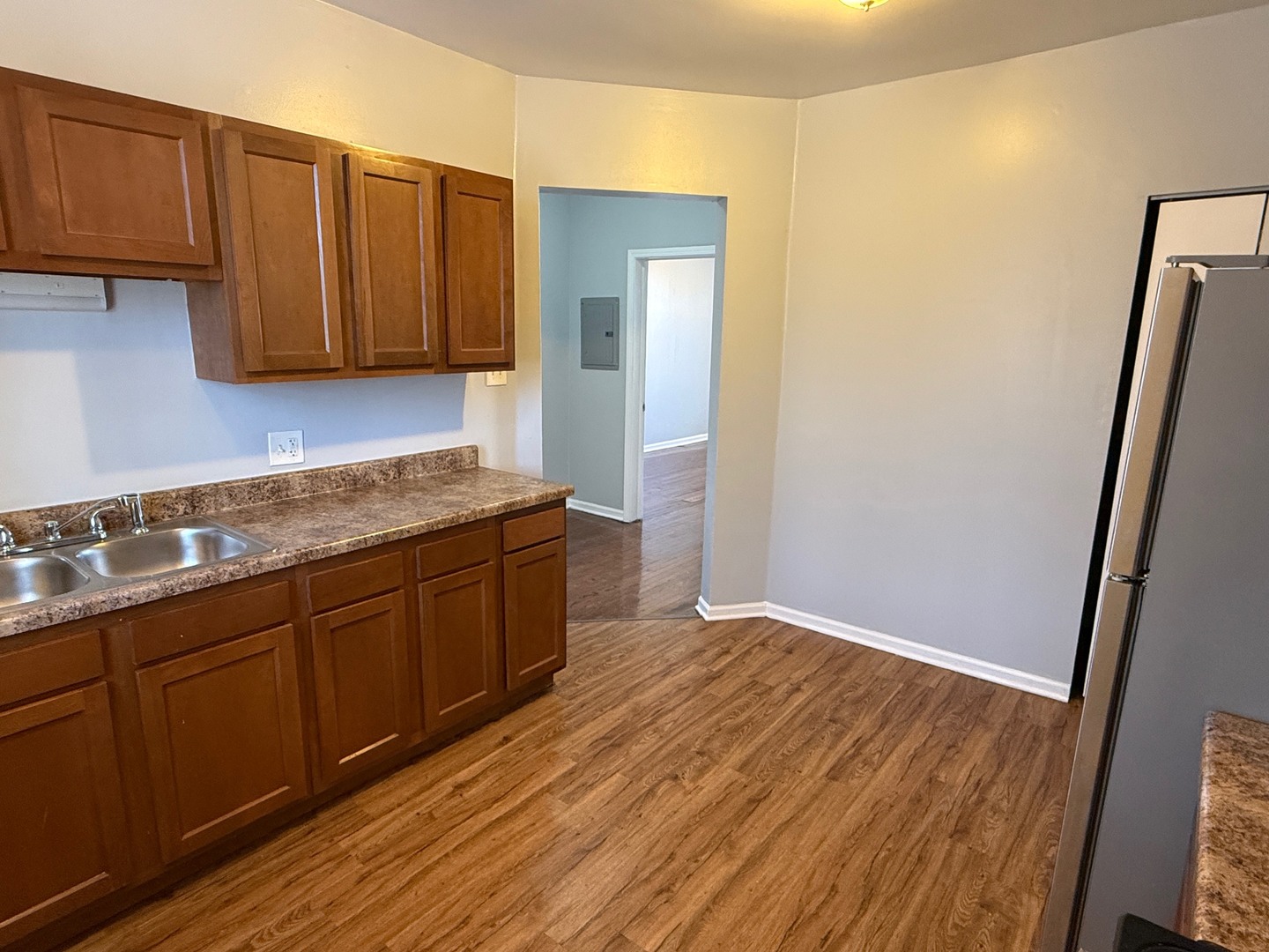 1-15 North Keeler Avenue Chicago IL 60624