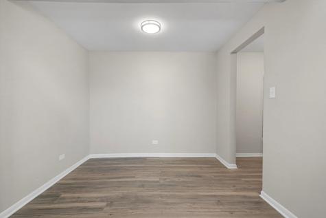 7544 South Saginaw Avenue Chicago IL 60649