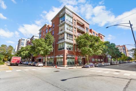2037 South Indiana Avenue Chicago IL 60616