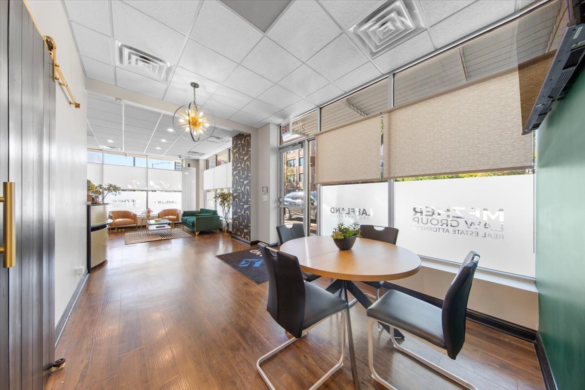 2037 South Indiana Avenue Chicago IL 60616