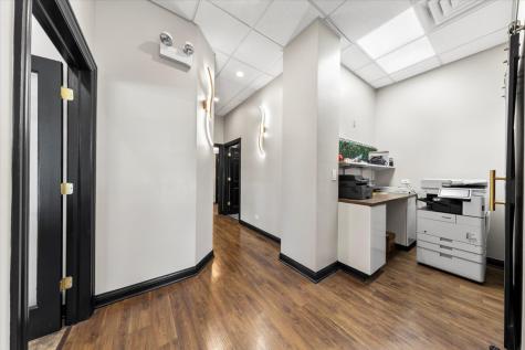 2037 South Indiana Avenue Chicago IL 60616