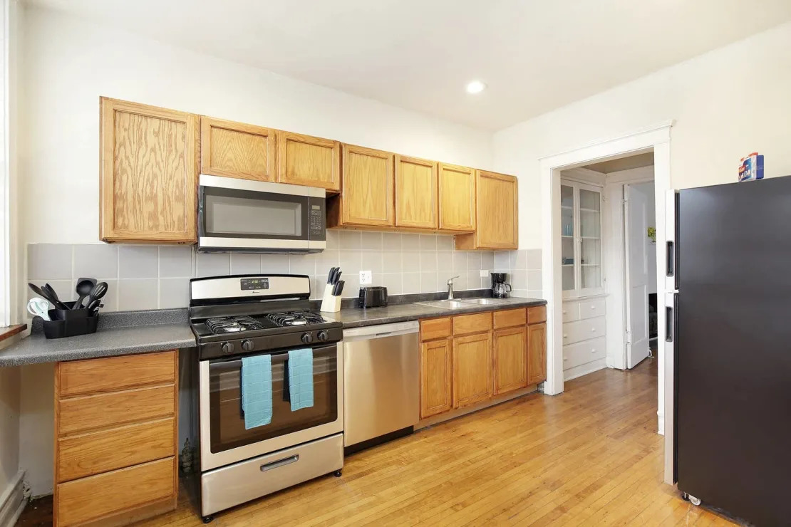 5124 South University Avenue Chicago IL 60615
