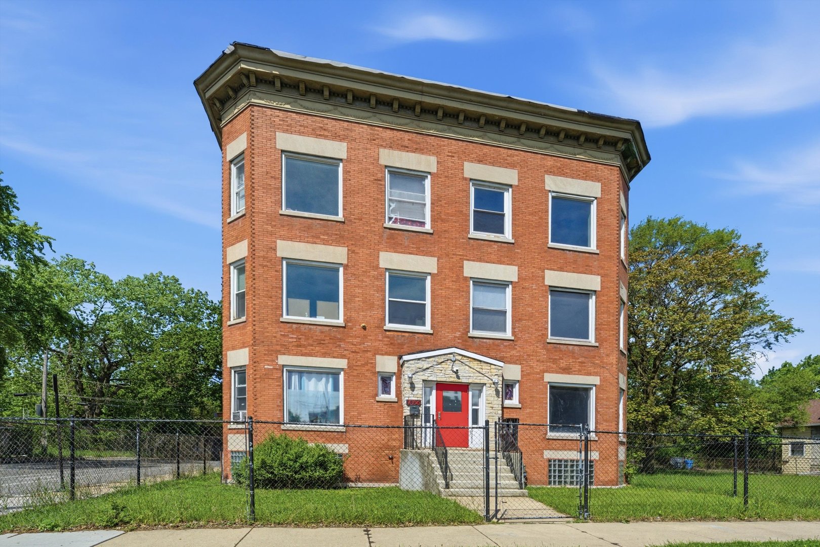 7056 South Parnell Avenue Chicago IL 60621