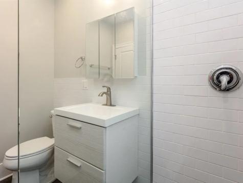 1210 East Hyde Park Boulevard Chicago IL 60615