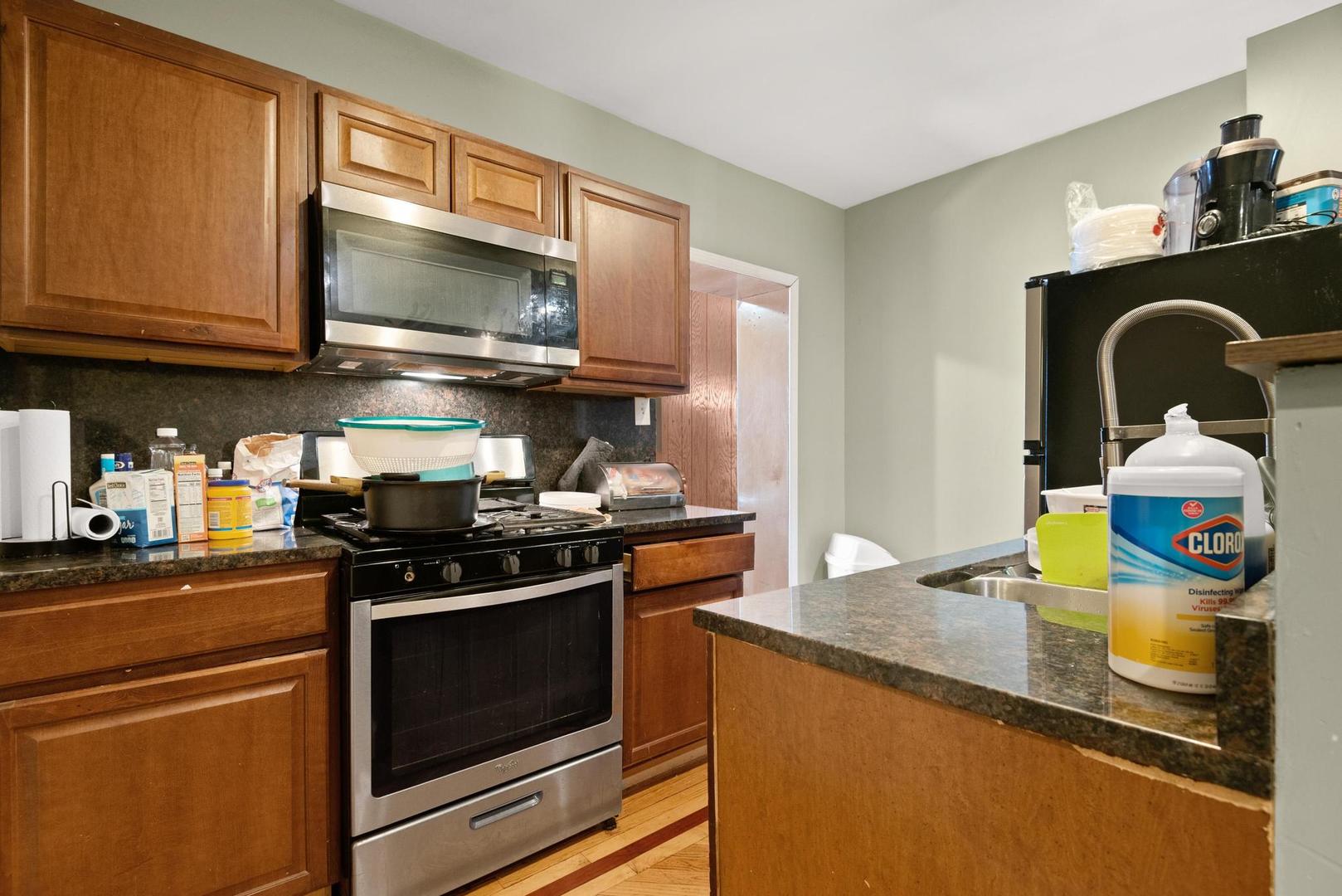 5941 West Chicago Avenue Chicago IL 60651