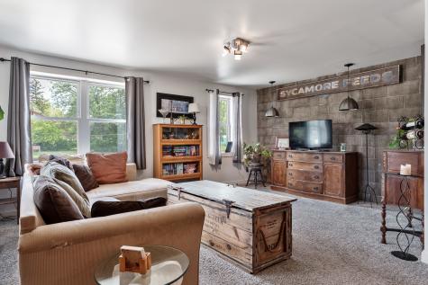 662 Park Avenue Genoa IL 60135