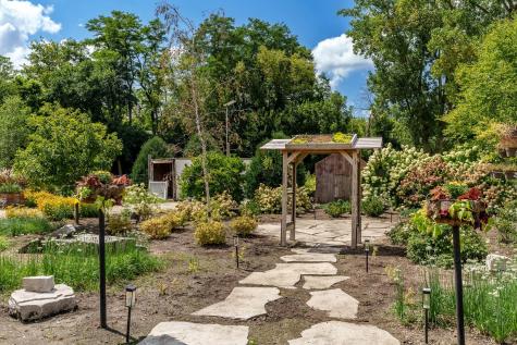 662 Park Avenue Genoa IL 60135