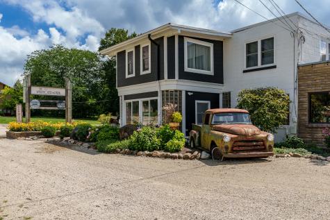 662 Park Avenue Genoa IL 60135
