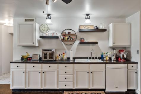 662 Park Avenue Genoa IL 60135