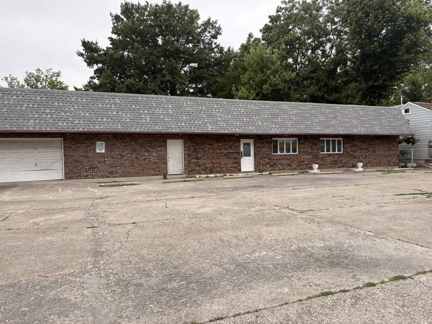1201 North Main Street Benton IL 62812