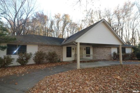 200 East Diaz Street Herrin IL 62948