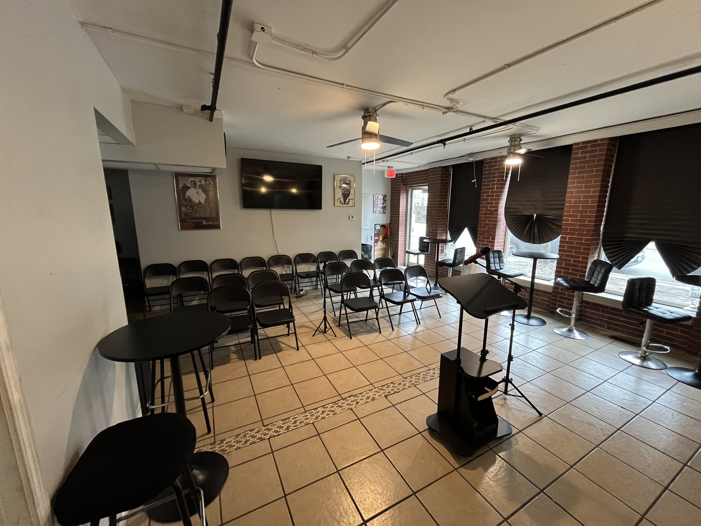 3957 South King Drive Chicago IL 60653
