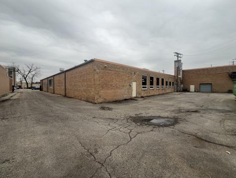 7020 West Cullom Avenue Norridge IL 60706