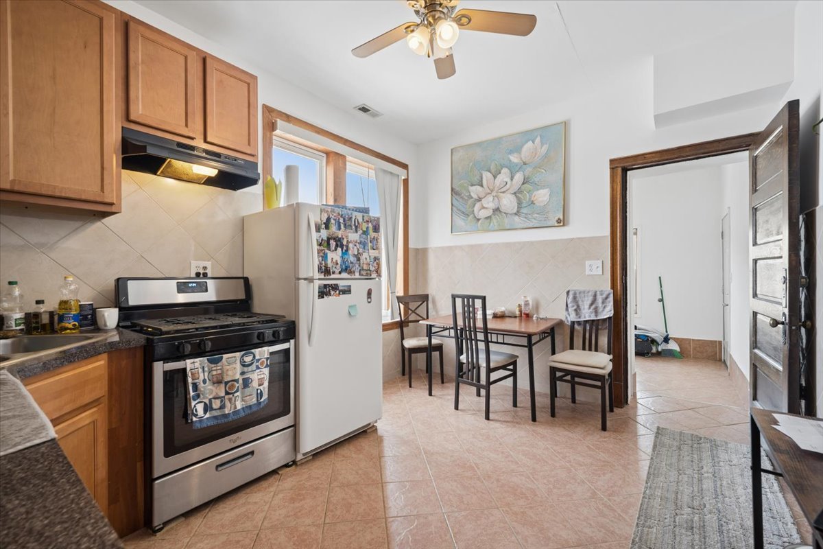 1047 North Western Avenue Chicago IL 60622