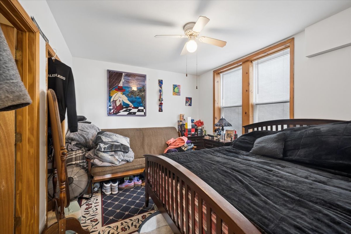 1047 North Western Avenue Chicago IL 60622