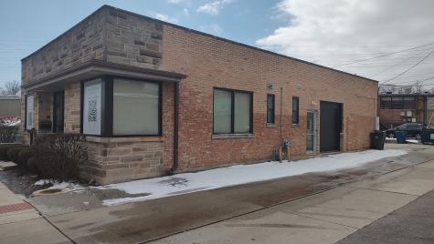 38 North Broadway Street Des Plaines IL 60016