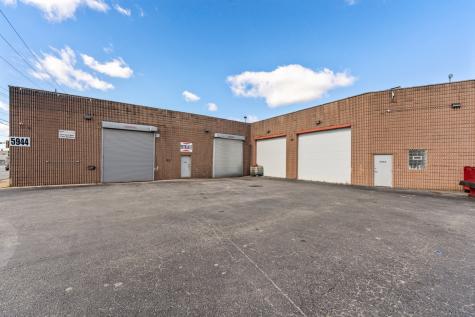 5944 West 65th Street Chicago IL 60638