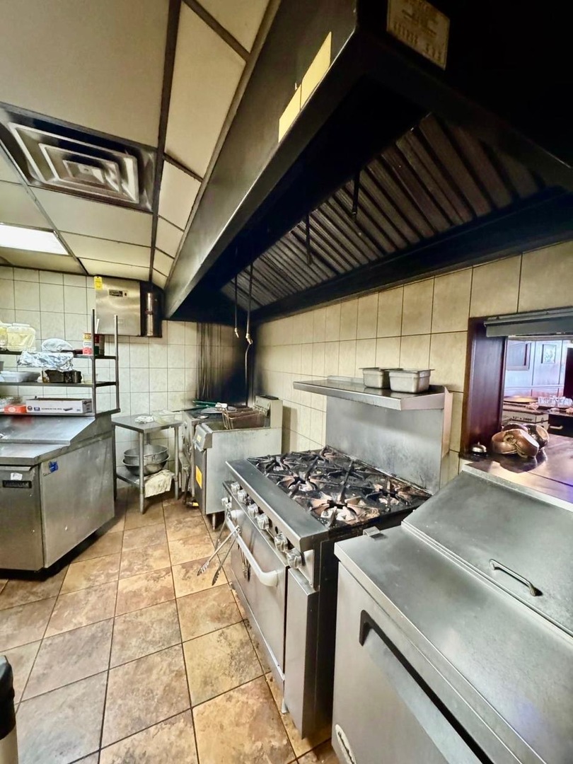 2701 West Lawrence Avenue Chicago IL 60625