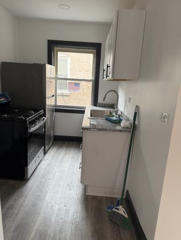5444 West Huron Avenue Chicago IL 60644