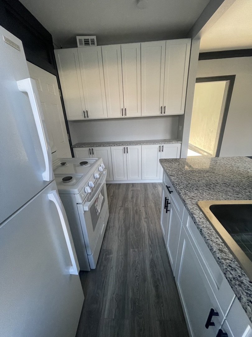 5444 West Huron Avenue Chicago IL 60644