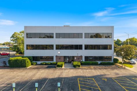 7000 West 111th Street Worth IL 60482