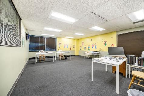 7000 West 111th Street Worth IL 60482
