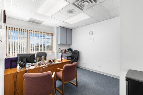 4647 West 103rd Street Oak Lawn IL 60453
