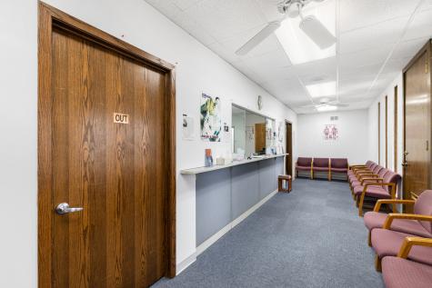 4647 West 103rd Street Oak Lawn IL 60453