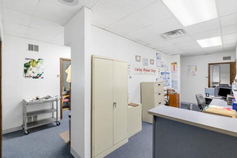 4647 West 103rd Street Oak Lawn IL 60453