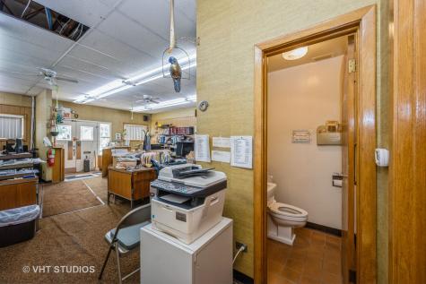 6712 North Crawford Avenue Lincolnwood IL 60712