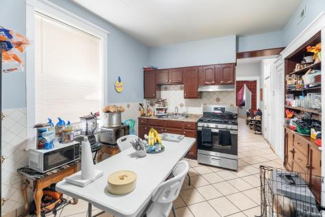 2539 South Sawyer Avenue Chicago IL 60623