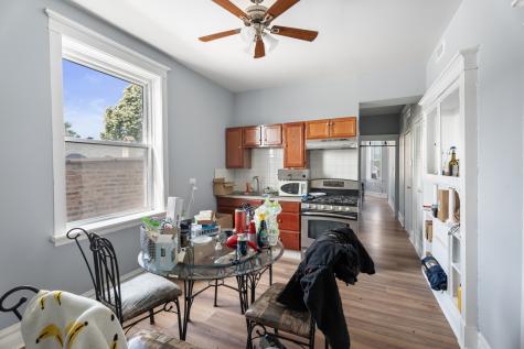 2539 South Sawyer Avenue Chicago IL 60623