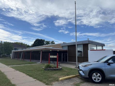 1623 15TH Street Moline IL 61265