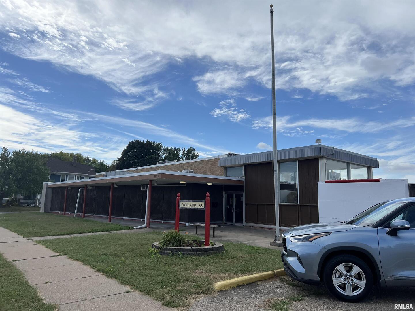 1623 15TH Street Moline IL 61265