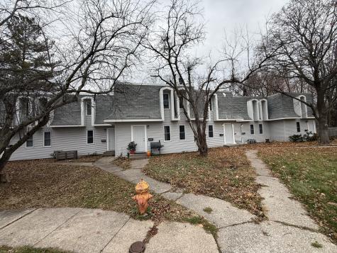 301 30TH Avenue Court Moline IL 61265