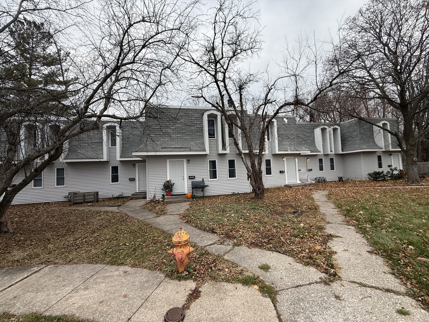 301 30TH Avenue Court Moline IL 61265