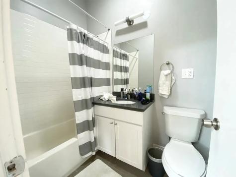 2129 North Racine Avenue Chicago IL 60614