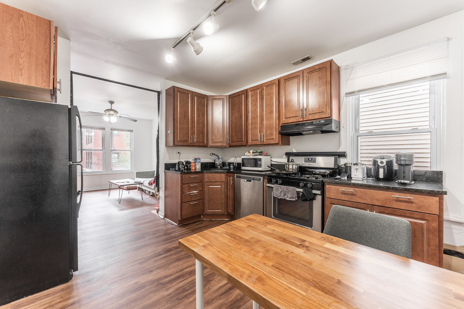 2616 North Marshfield Avenue Chicago IL 60614