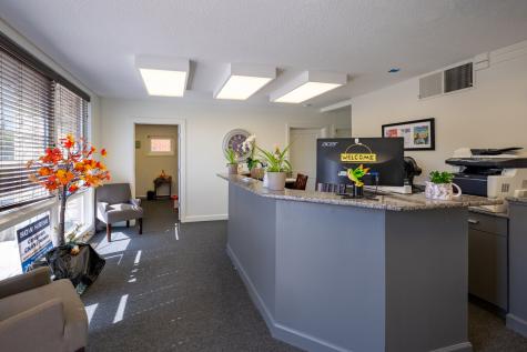 836 South Northwest Highway Barrington IL 60010