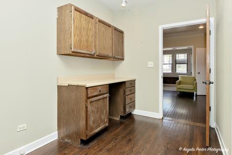 319 North County Street Waukegan IL 60085