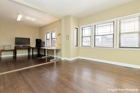 319 North County Street Waukegan IL 60085