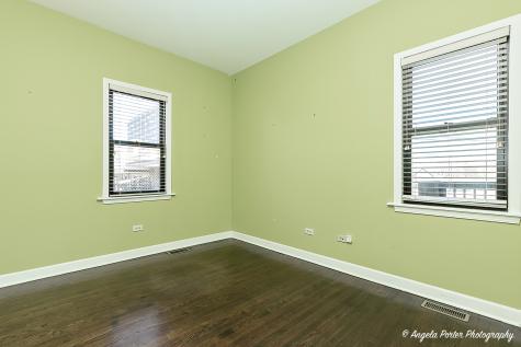 319 North County Street Waukegan IL 60085