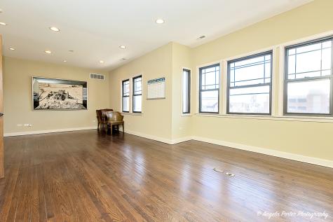 319 North County Street Waukegan IL 60085
