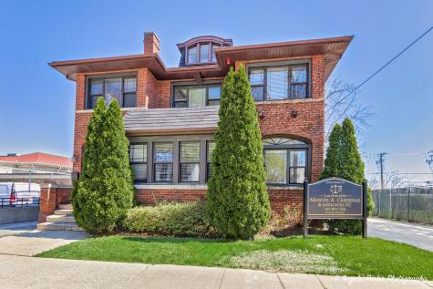 319 North County Street Waukegan IL 60085