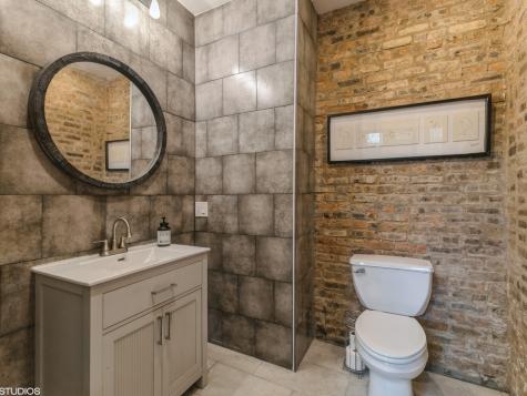 8809 South State Street Chicago IL 60619