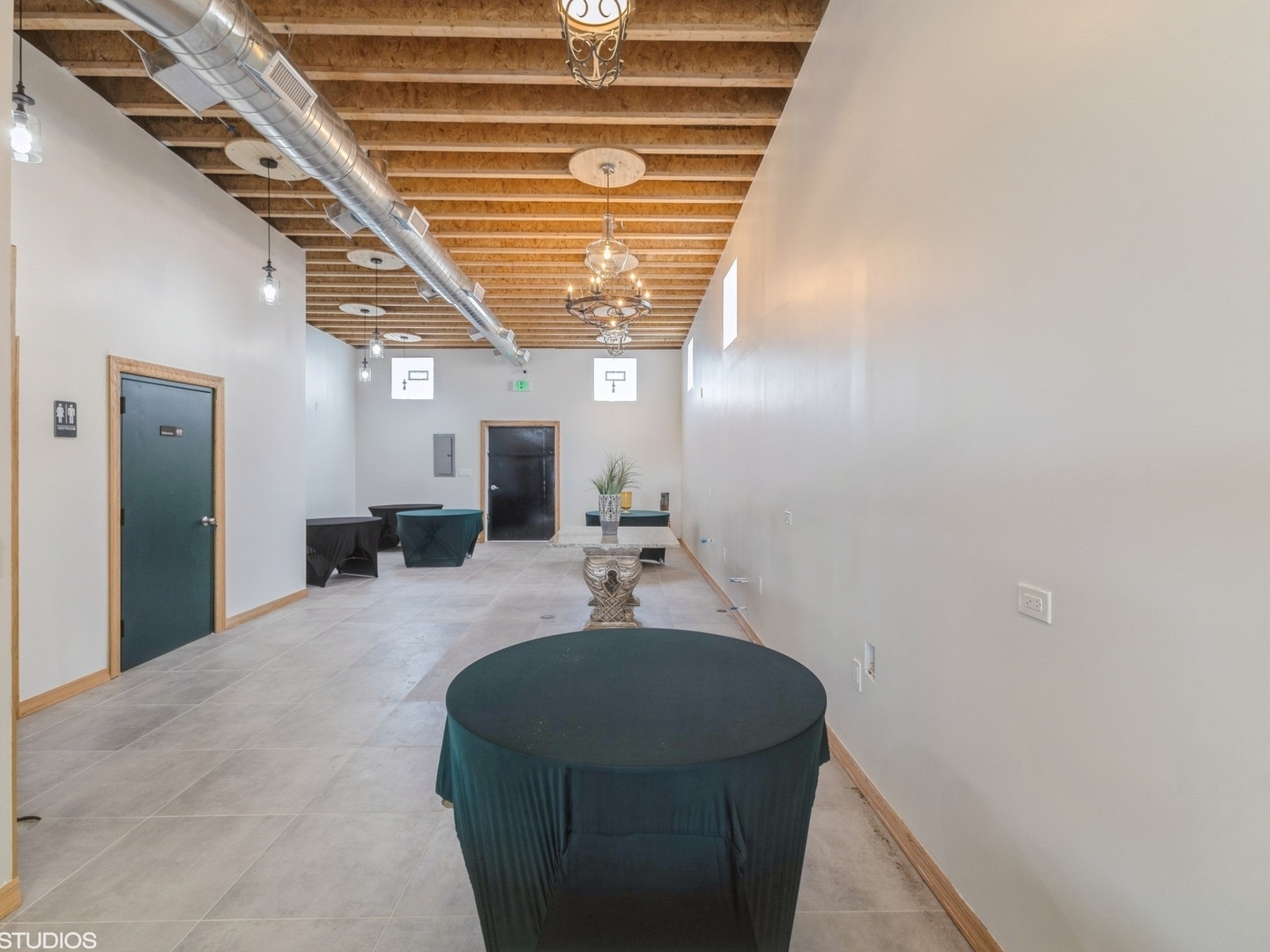 8809 South State Street Chicago IL 60619