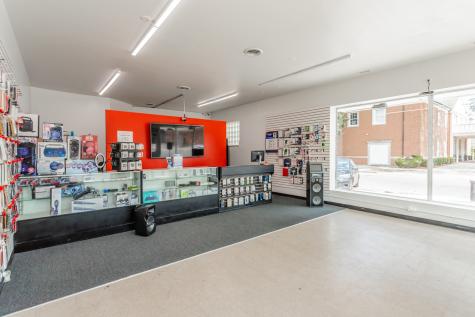 6830 Cermak Road Berwyn IL 60402